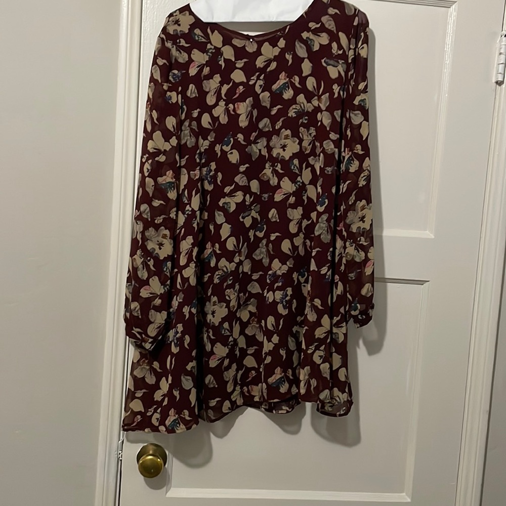 Pretty dress/tunic size M/l